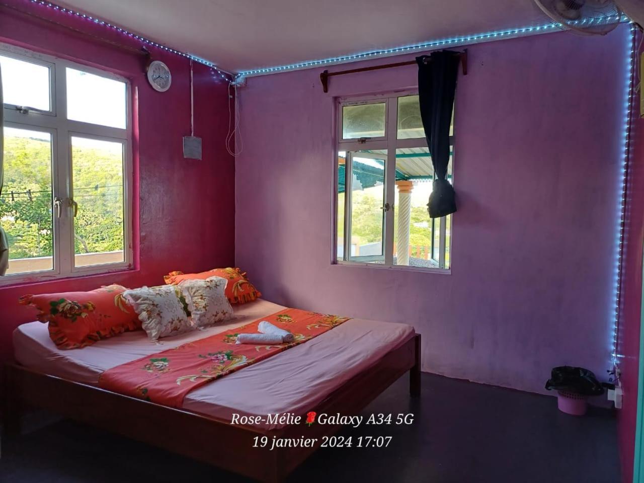 Chez Tonio Magic Ocean View Port South East Exterior foto
